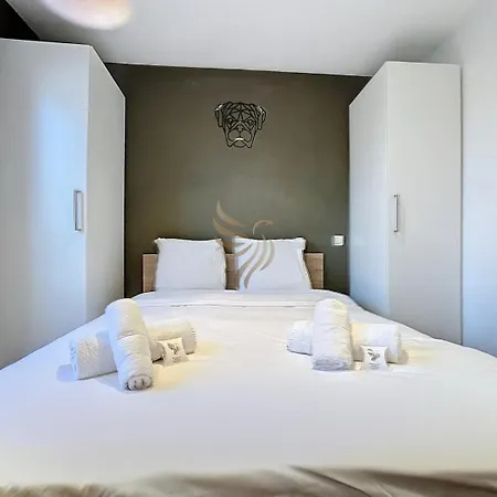 T2 Eclat Carmin, A/c, Terrace, Pool, Tennis Fréjus